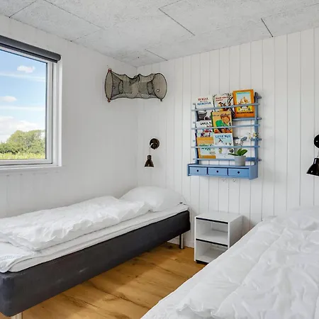 9 Bedroom Beautiful In Sydals Feriehus