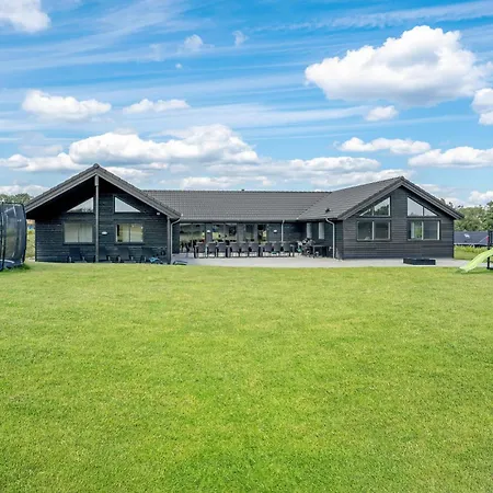 9 Bedroom Beautiful In Sydals Feriehus Sarup