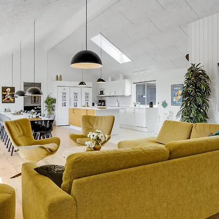 Holiday home 9 Bedroom Beautiful In Sydals Sarup