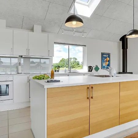 9 Bedroom Beautiful In Sydals Feriehus *