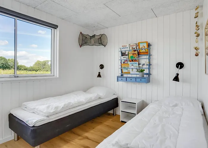9 Bedroom Beautiful In Sydals Дом отдыха